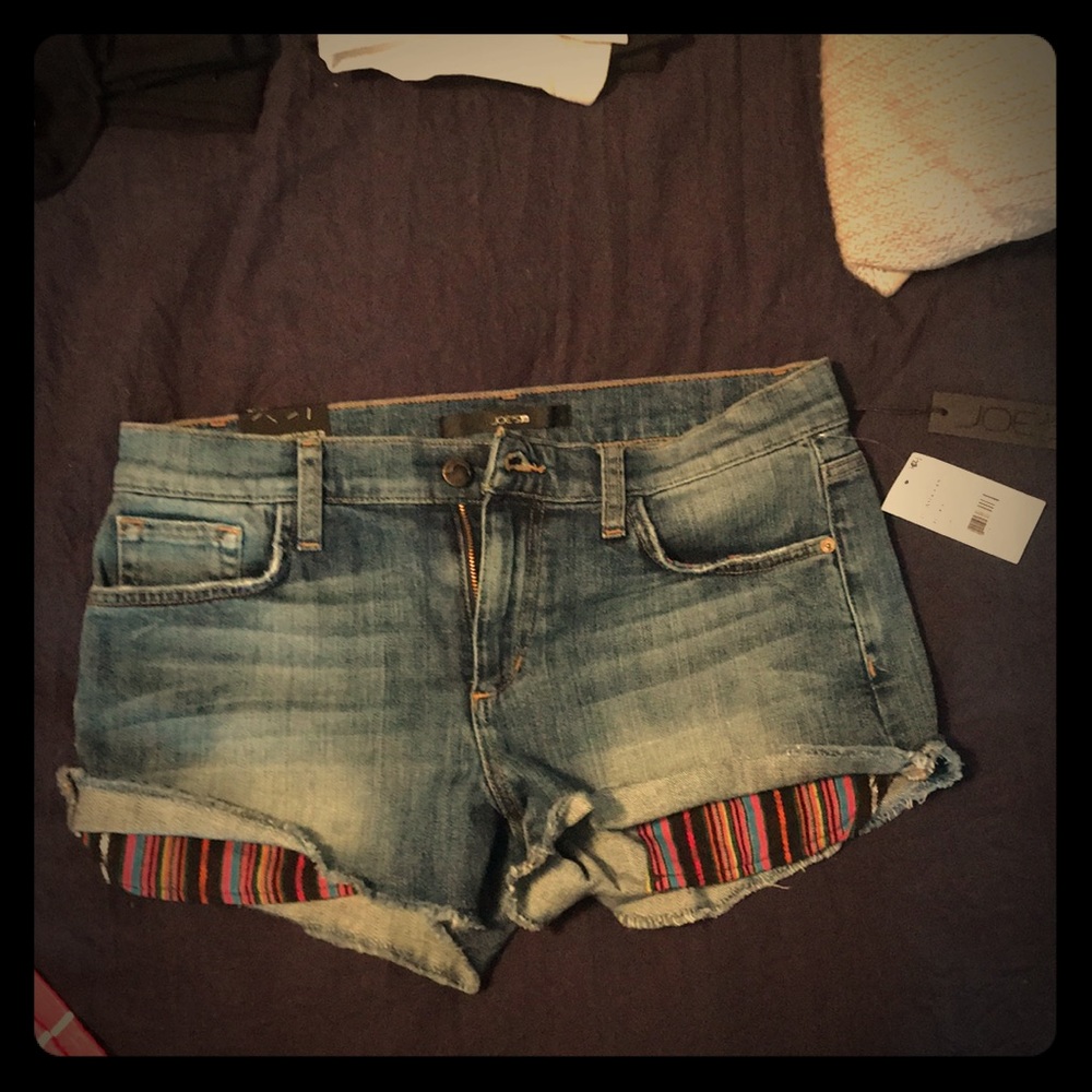 NEW JOES jean shorts w/color pocket detail. Sz 29